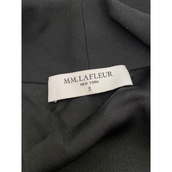 M.M. LaFleur The Tory Dress Black Surplice V Neck Short Sleeve Sheath 6 S - Picture 8 of 8